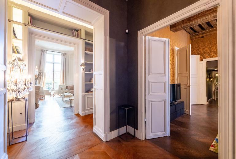 Par169 - Apartamento único en la Place des Vosges