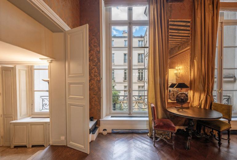Par169 - Apartamento único en la Place des Vosges