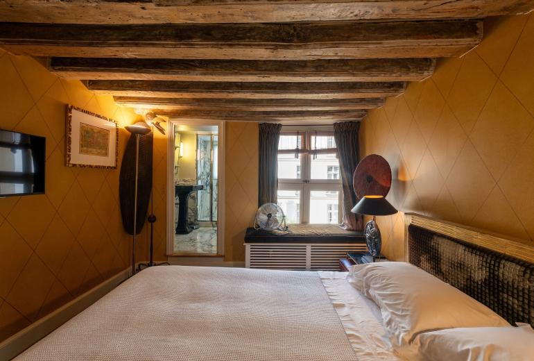 Par169 - Apartamento único en la Place des Vosges