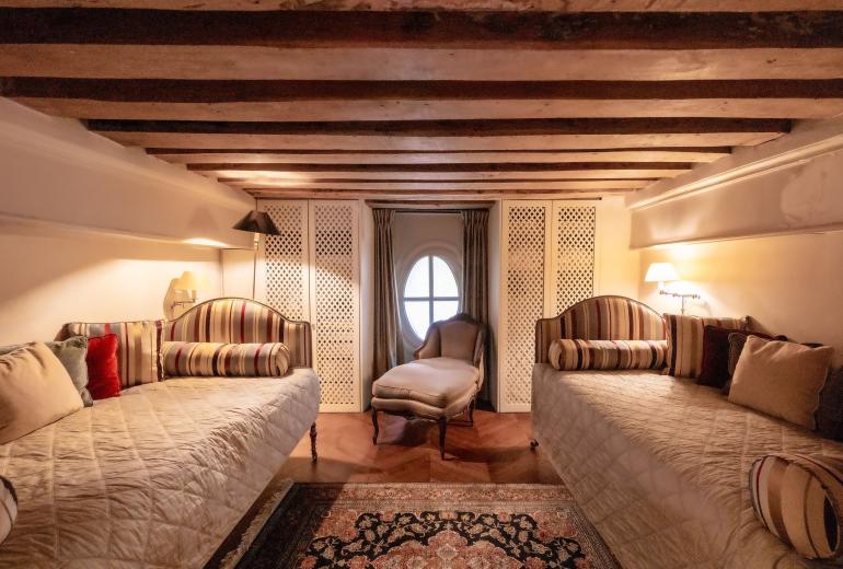 Par169 - Apartamento único en la Place des Vosges