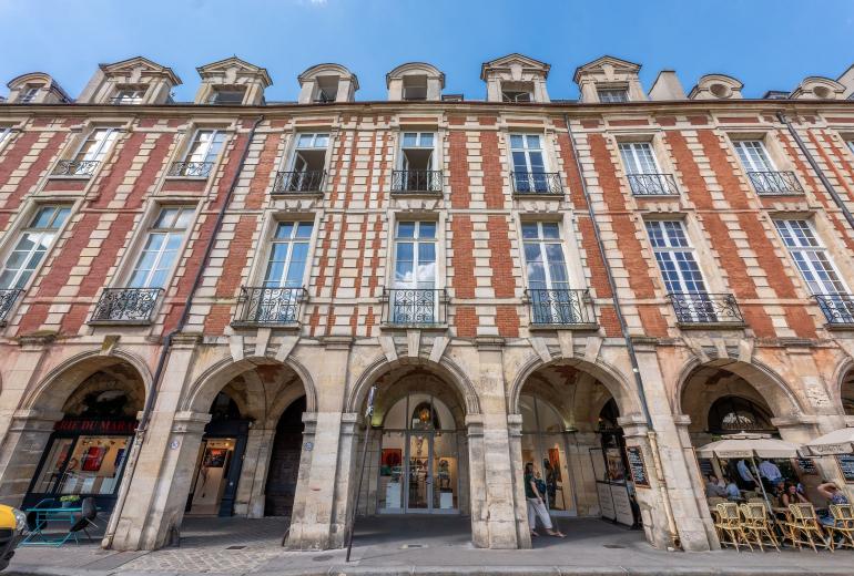 Par169 - Apartamento único en la Place des Vosges