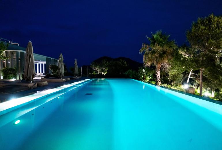 Ibi003 - Luxury island in Ibiza