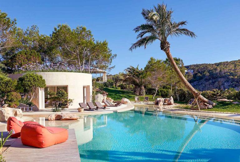 Ibi003 - Luxury island in Ibiza