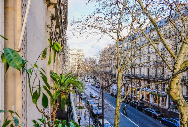 Par193 - Apartamento de tres dormitorios en Chaillot