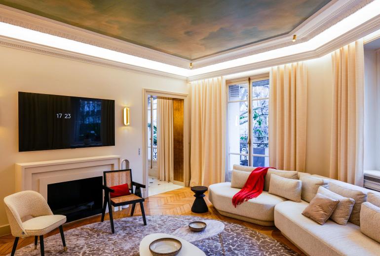 Par193 - Apartamento de tres dormitorios en Chaillot