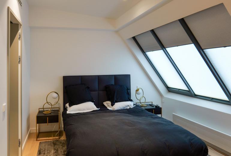 Par105 - Appartement de luxe d'une suite