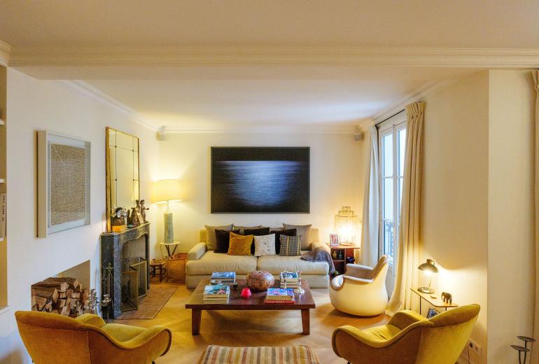 Par110 - Charming apartment in the heart of Paris