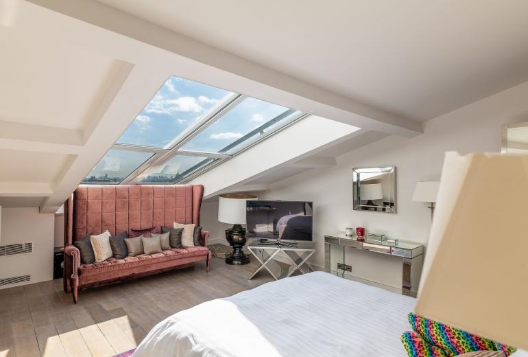 Par016 - Luxury 9 bedroom mansion in Paris 16