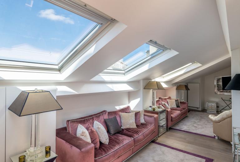 Par016 - Luxury 9 bedroom mansion in Paris 16