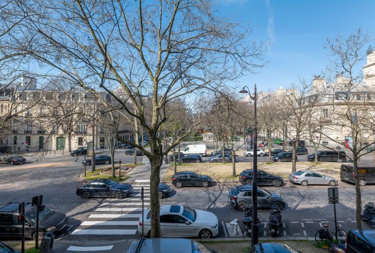 Par016 - Luxury 9 bedroom mansion in Paris 16