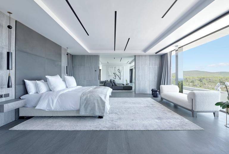 Ibi008 - Amazing 10 bedroom villa