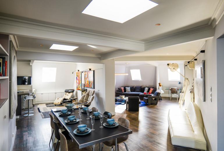 Par189 - Penthouse de 3 chambres à Muette