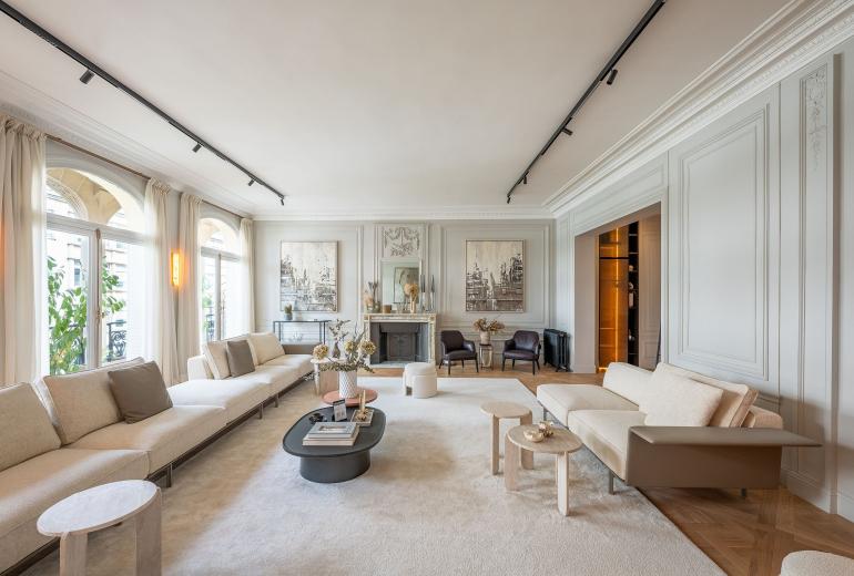 Par072 - Luxury 5 bedroom apartment in Chaillot