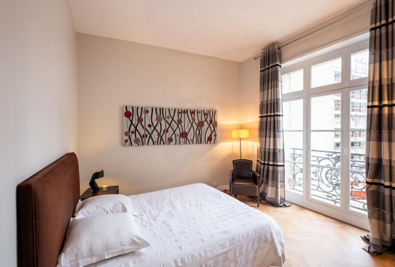 Par147 - Apartamento cerca del Parque Monceau