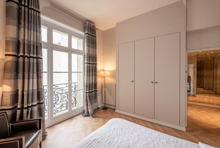 Par147 - Apartamento cerca del Parque Monceau