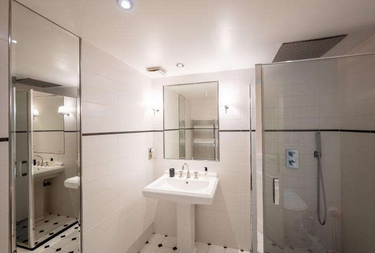 Par147 - Apartamento cerca del Parque Monceau