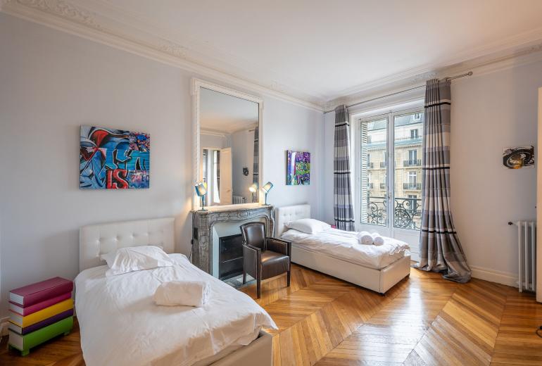 Par147 - Apartamento perto do Parque Monceau