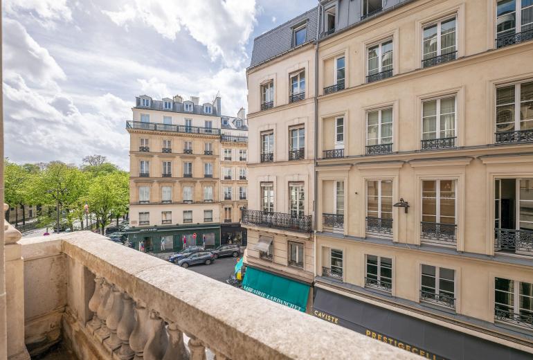 Par031 - Appartement de prestige Place Beauvau