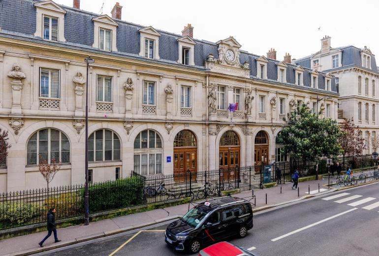 Par128 - Superbe appartement de 3 chambres