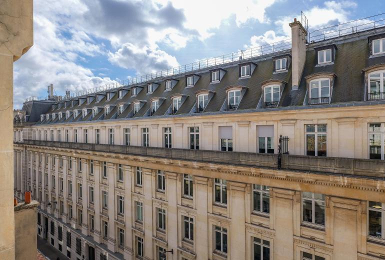Par124 - Appartement de 2 chambres à Chaillot