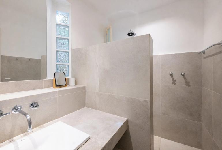 Rio170 - Large contemporary villa in Gávea