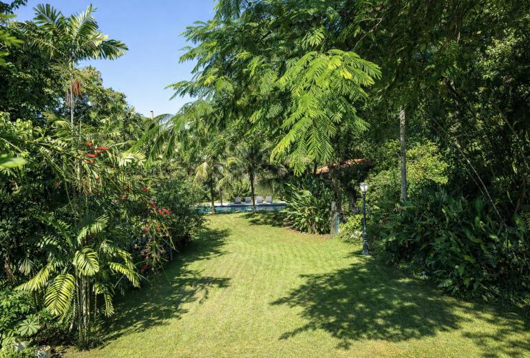 Rio170 - Large contemporary villa in Gávea