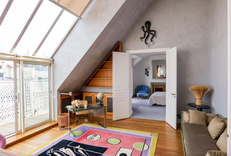 Par141 - Appartement de 3 chambres avec terrasse