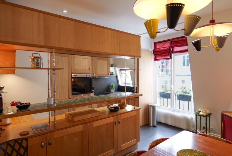 Par141 - Appartement de 3 chambres avec terrasse