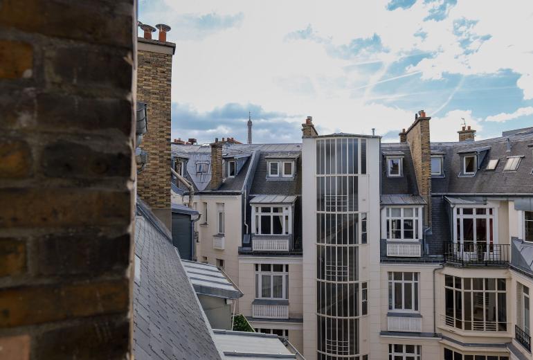Par141 - Appartement de 3 chambres avec terrasse
