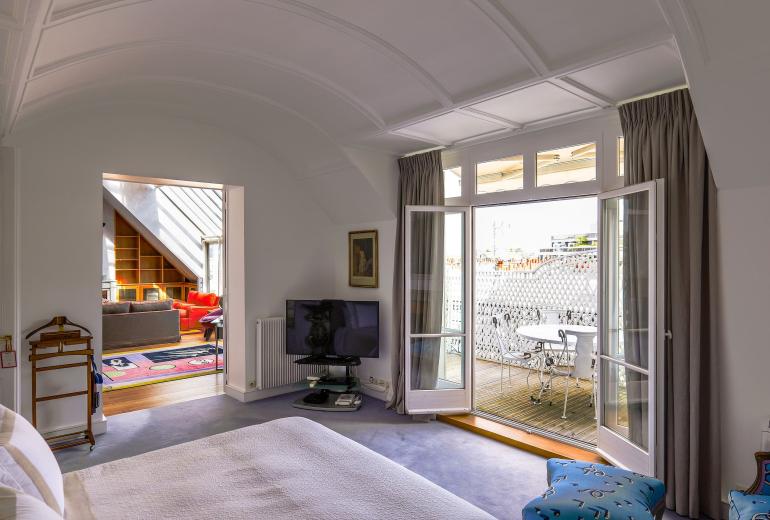 Par141 - Appartement de 3 chambres avec terrasse