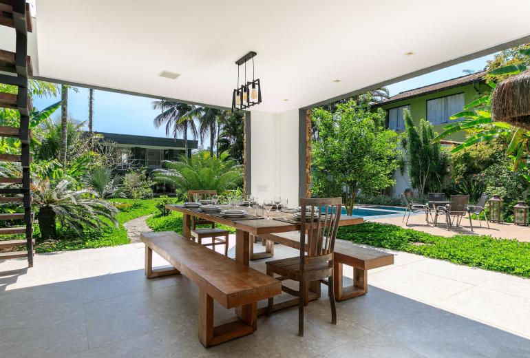 Ang063 - Beautiful House in Porto Frade