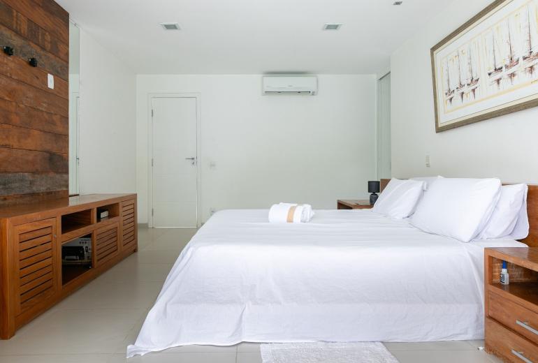 Ang063 - Beautiful House in Porto Frade