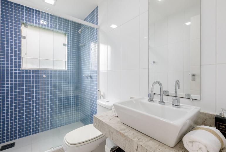 Ang063 - Beautiful House in Porto Frade
