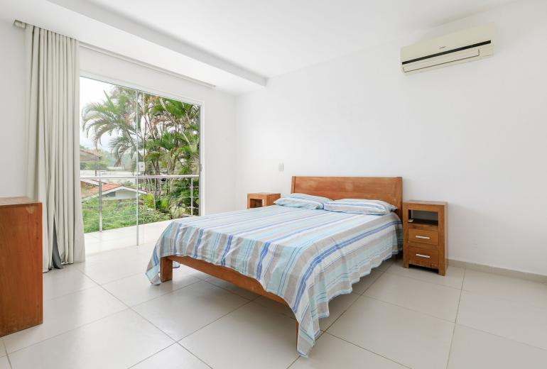 Ang063 - Beautiful House in Porto Frade
