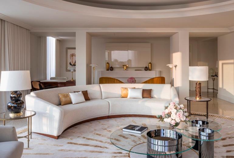 Azu060 - 1250 sqm luxury penthouse with terrace