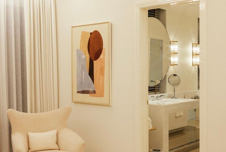 Azu060 - 1250 sqm luxury penthouse with terrace