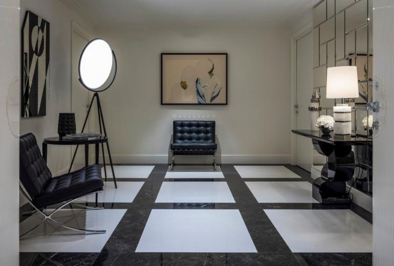 Azu060 - 1250 sqm luxury penthouse with terrace