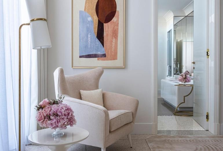 Azu060 - 1250 sqm luxury penthouse with terrace