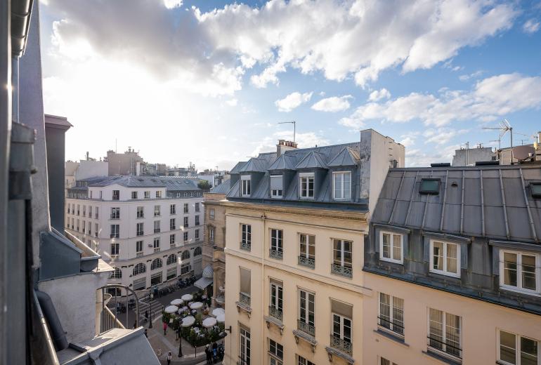 Par157 - Appartement de 3 chambres proche d'Opéra