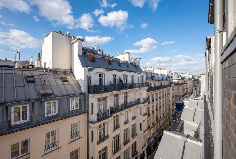 Par157 - Appartement de 3 chambres proche d'Opéra