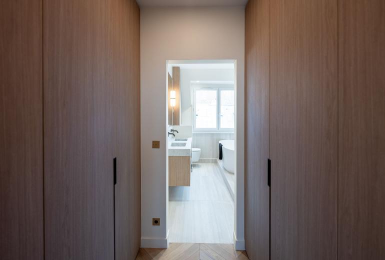 Par157 - Appartement de 3 chambres proche d'Opéra
