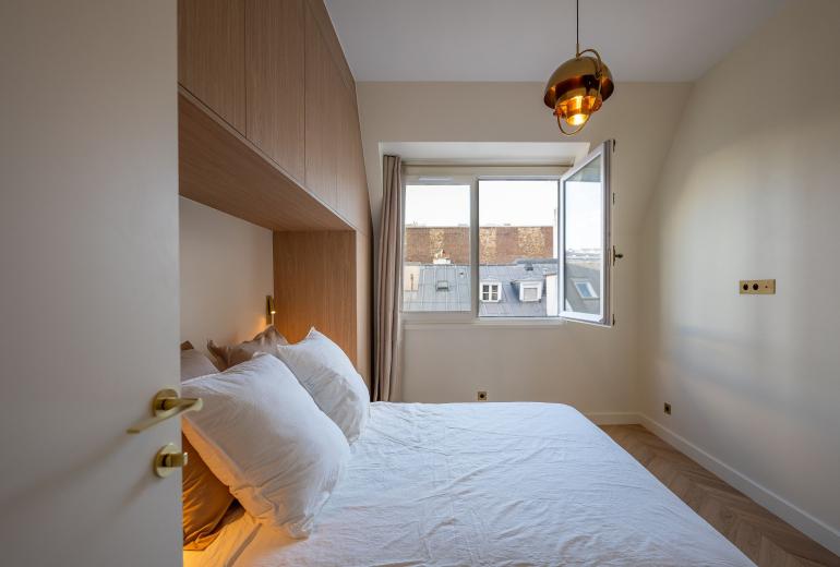 Par157 - Appartement de 3 chambres proche d'Opéra
