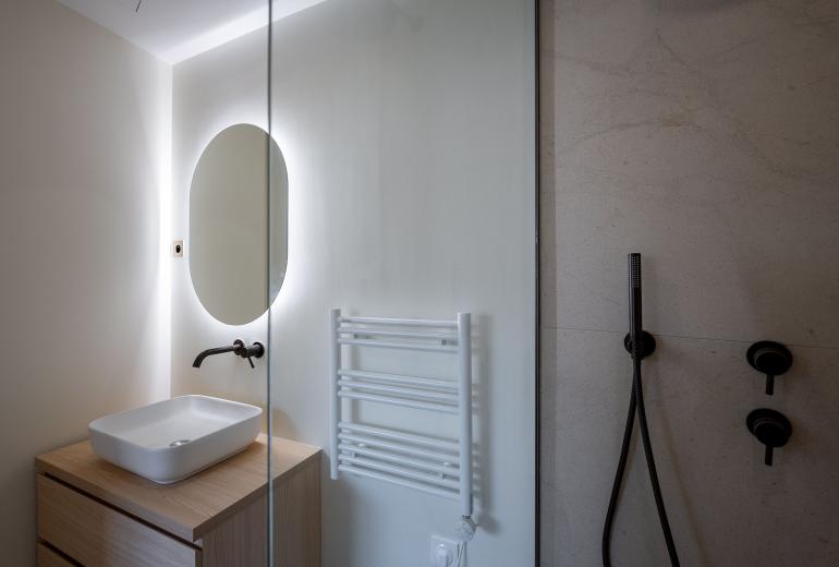 Par157 - Appartement de 3 chambres proche d'Opéra