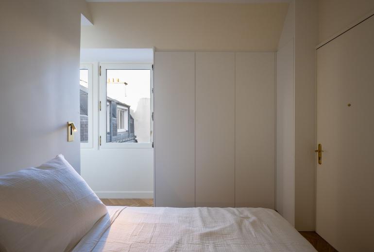 Par157 - Appartement de 3 chambres proche d'Opéra