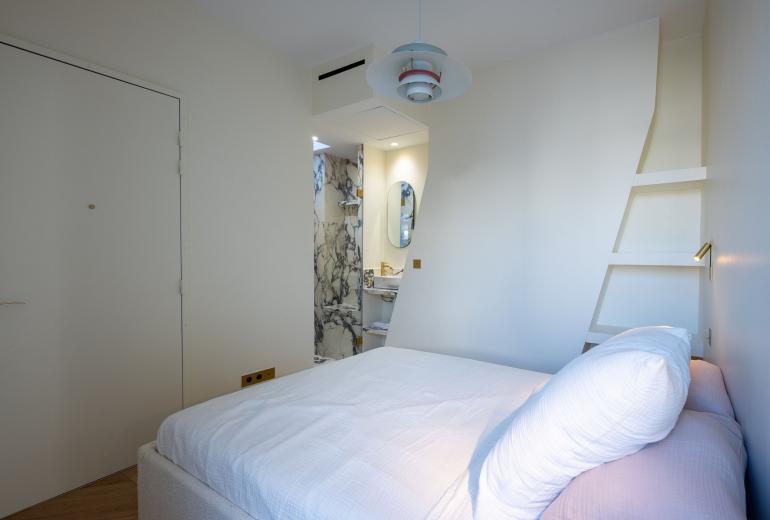 Par157 - Appartement de 3 chambres proche d'Opéra