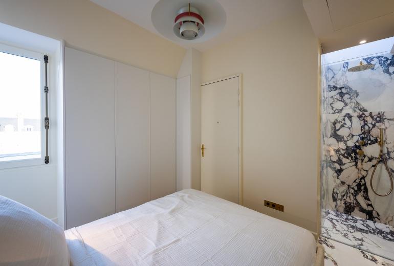 Par157 - Appartement de 3 chambres proche d'Opéra