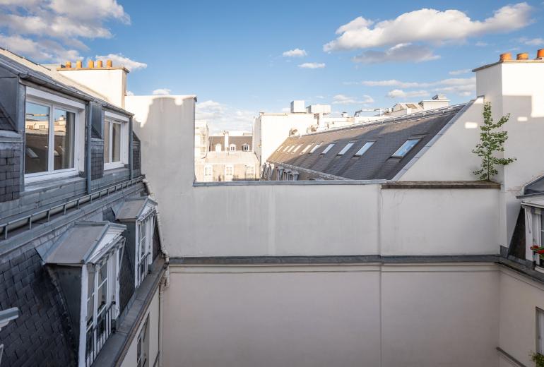Par157 - Appartement de 3 chambres proche d'Opéra