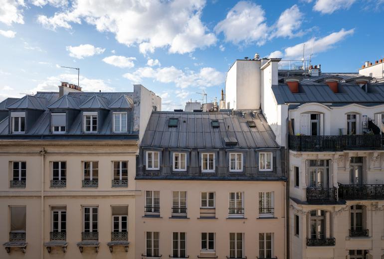 Par157 - Appartement de 3 chambres proche d'Opéra