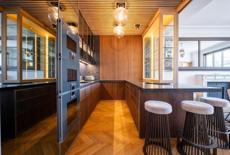 Par202 - Appartement de luxe face au Musée d'Orsay