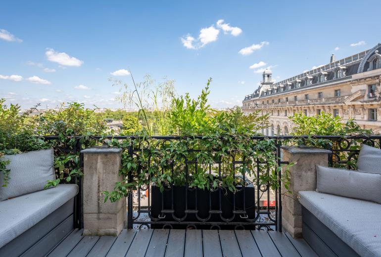 Par202 - Appartement de luxe face au Musée d'Orsay